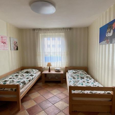 Haus Springpfuhl Mit Wintergarten Берлин Экстерьер фото